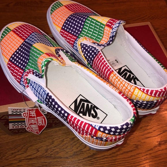 Vans Classic slip on Pride NIB - Picture 5 of 8